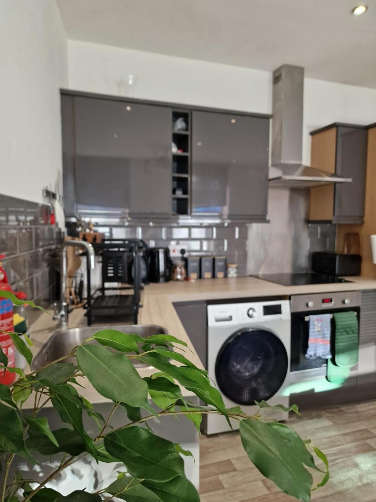 Smart Town Centre Apartments 노샘프턴 외부 사진